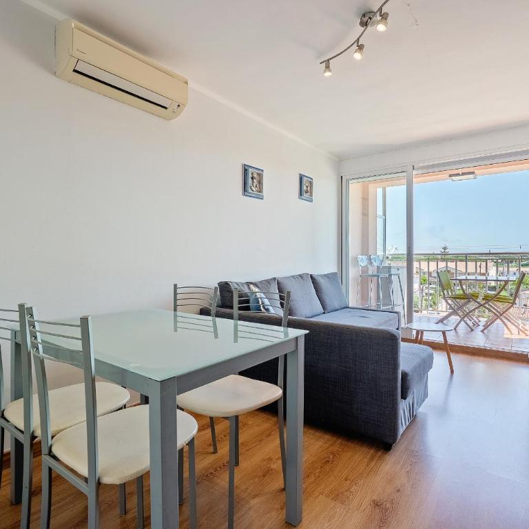 Hauzify I Apartament Golden Sand - Two-Bedroom Apartment with Terrace - 23