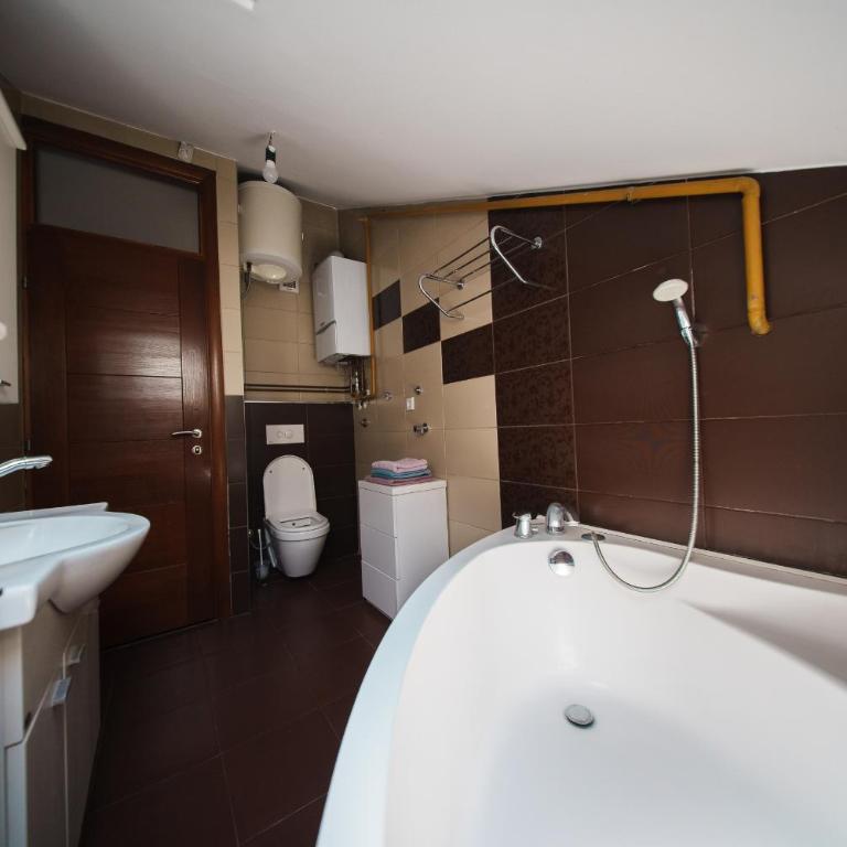 Spacious Haven, 3BR Penthouse, Free GRG PKG, Old Town - Penthaus Apartman - 18