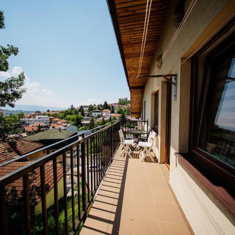 Spacious Haven, 3BR Penthouse, Free GRG PKG, Old Town - Penthaus Apartman - 13