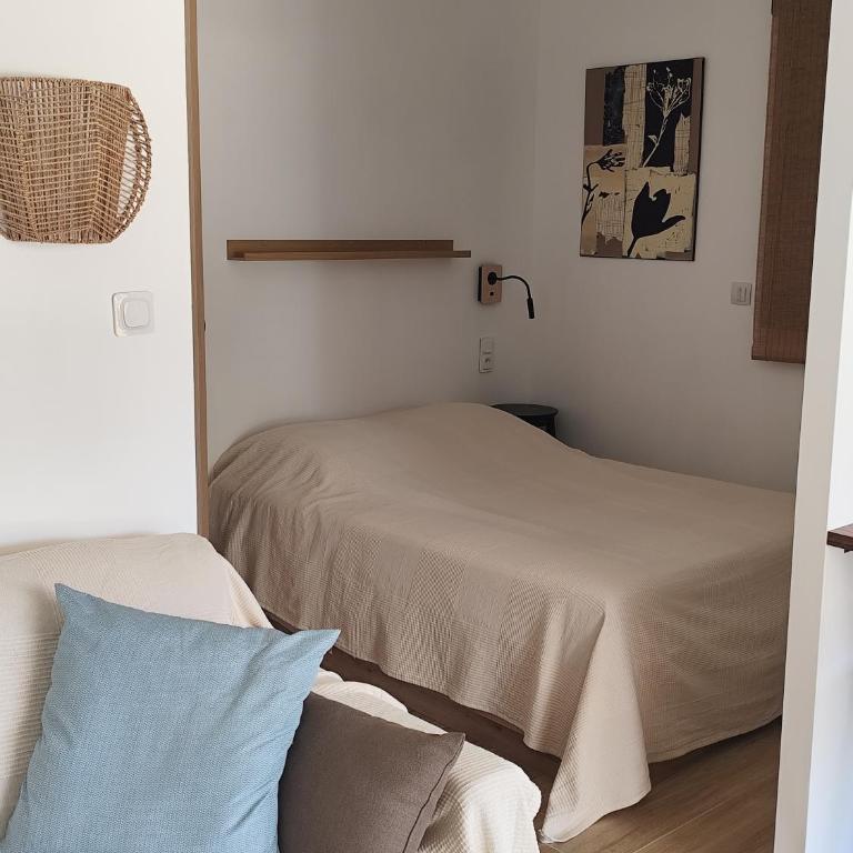 Studio avec terrasse, nature, plage à 15 min à pied - Maison 1 Chambre - 3