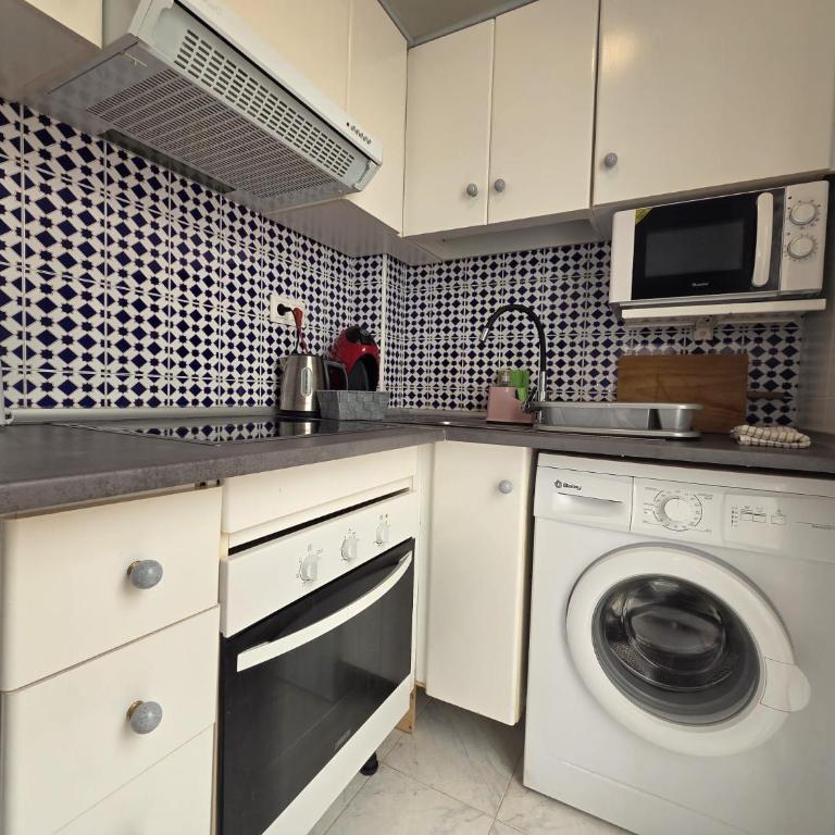 Bungalow Coqueto! - Two-Bedroom Apartment - 12