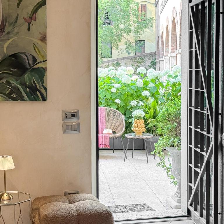 La Dolce Vita Boutique Apartment Elegant Terrace Ponte Pietra - Appartamento con Terrazza - 27