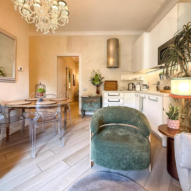 La Dolce Vita Boutique Apartment Elegant Terrace Ponte Pietra - Appartamento con Terrazza - 23