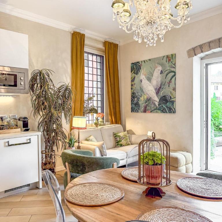 La Dolce Vita Boutique Apartment Elegant Terrace Ponte Pietra - Appartamento con Terrazza - 20