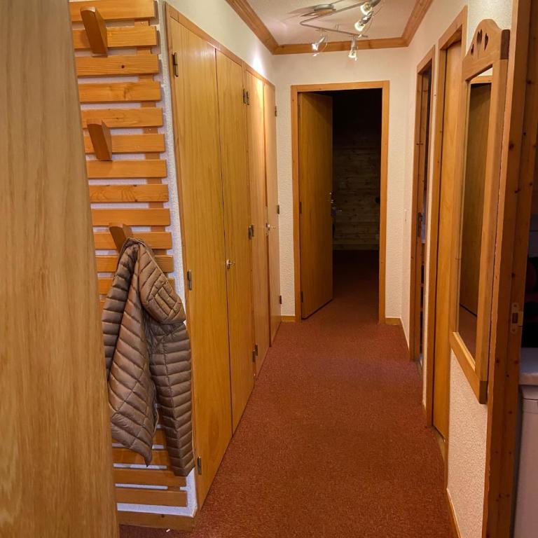 Ski-in out Méribel Mottaret - Maison 2 Chambres - 8