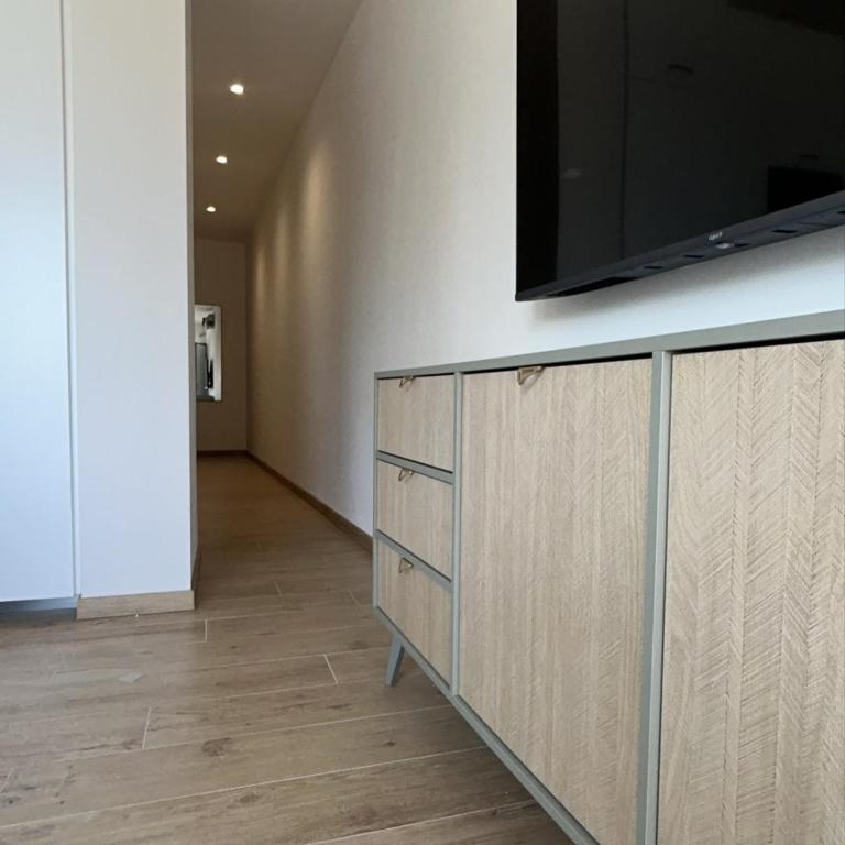 Villa Nuccia - Appartamento con 2 Camere da Letto e Terrazza - 10