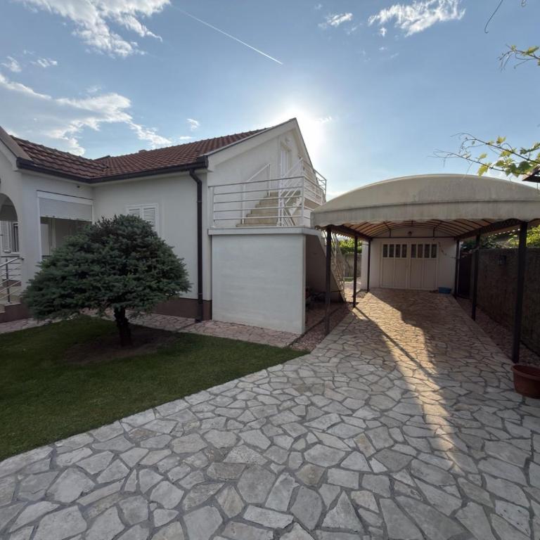 Montenegro House & Garden - Haus mit 2 Schlafzimmern - 2