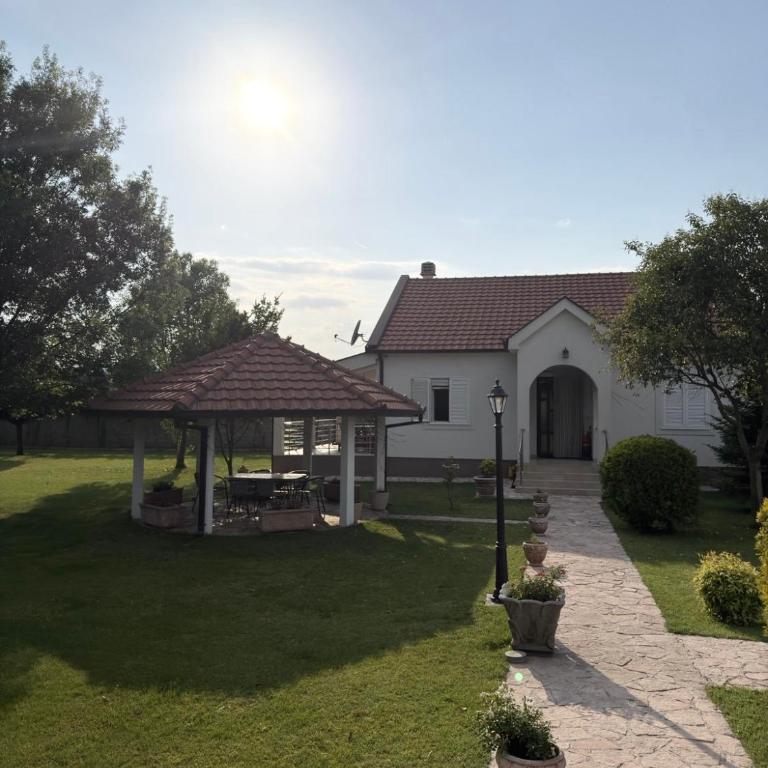 Montenegro House & Garden - Haus mit 2 Schlafzimmern - 9