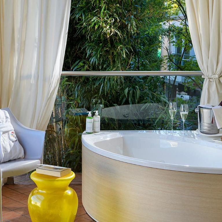 Color Hotel Style, Design & Gourmet - Suite Junior con bañera de hidromasaje - 4