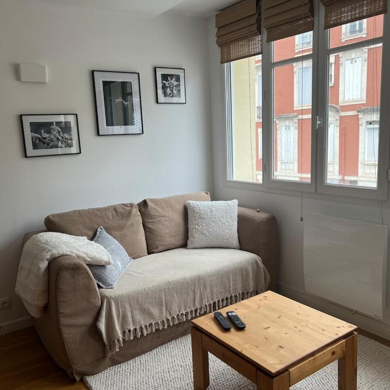Chez Sabrina et Alain Cozy apartment - mountain view - very central - 4 people - Appartement 1 Chambre - 8