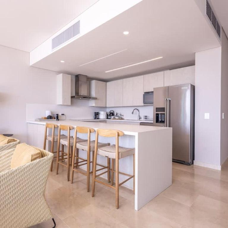 Best Caribbean Sea Views 3BR Penthouse F1 - Three-Bedroom Apartment with Ocean View - 7