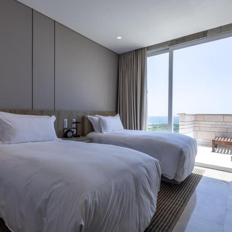 Best Caribbean Sea Views 3BR Penthouse F1 - Three-Bedroom Apartment with Ocean View - 32