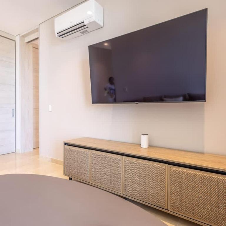 Best Caribbean Sea Views 3BR Penthouse F1 - Three-Bedroom Apartment with Ocean View - 36