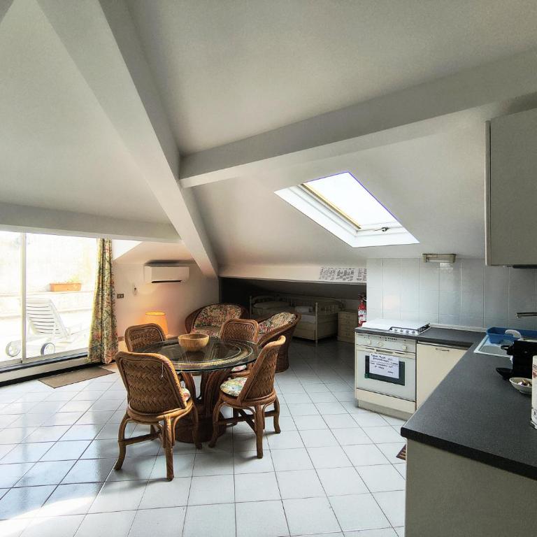 Il Quarto Piano, Above the city, close to the sea. - Appartamento - 19