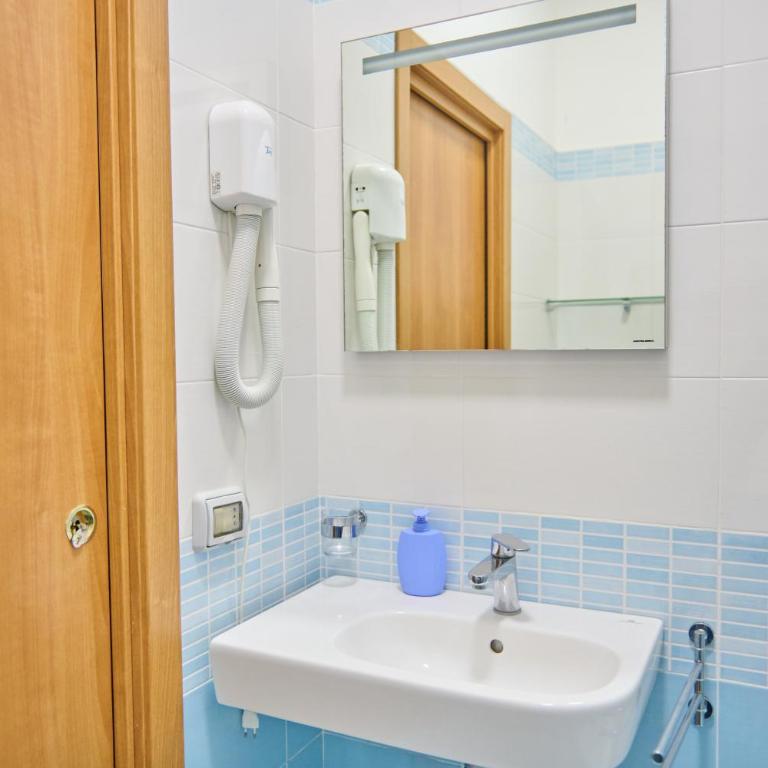 B&b Otium Pompei - Twin Room with Private External Bathroom - 17