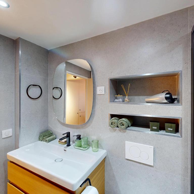 Parisian Elegance a Stone's Throw from the Eiffel Tower - Appartement 1 Chambre - 17