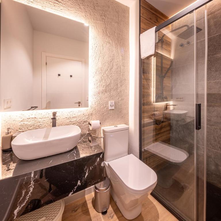 Geysotur Caballero Homes Puente Romano - Apartment - 6