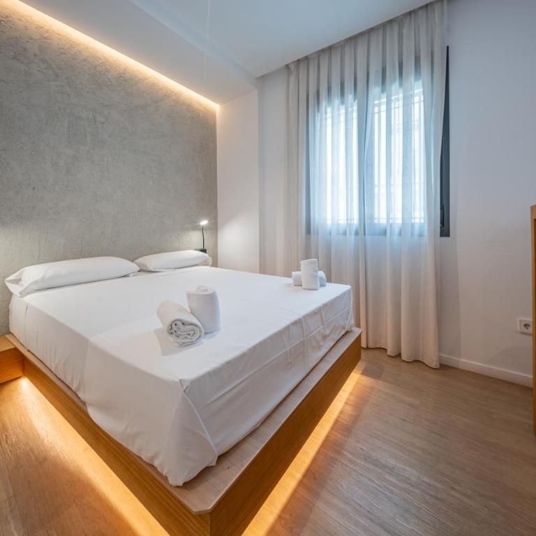 Geysotur Caballero Homes Puente Romano - Apartment - 9