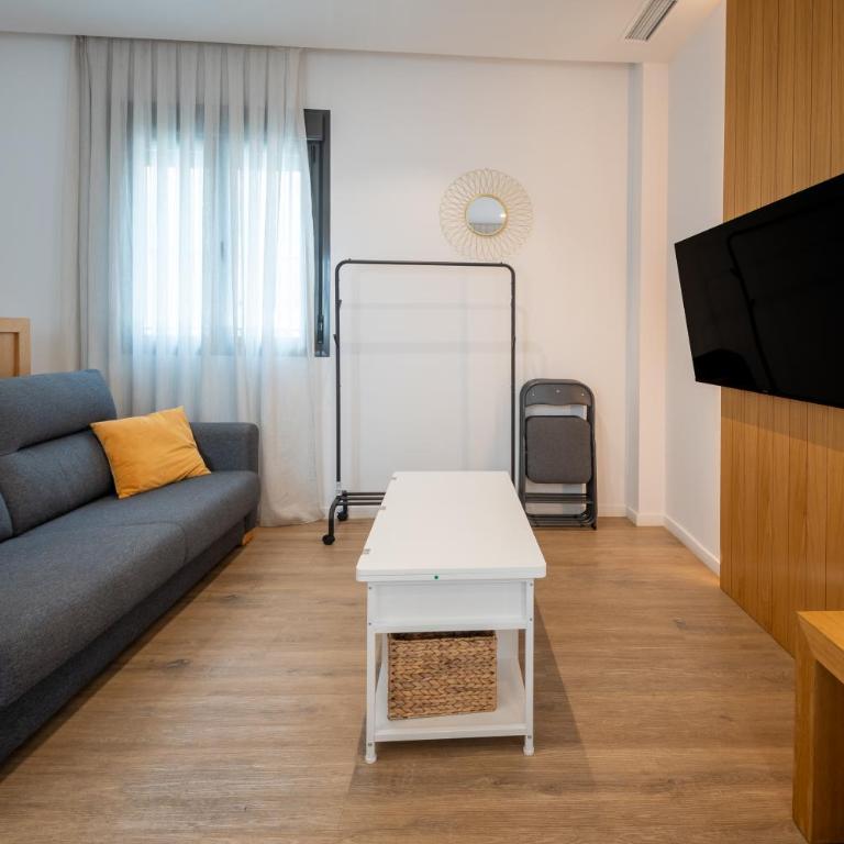 Geysotur Caballero Homes Puente Romano - Apartment - 20
