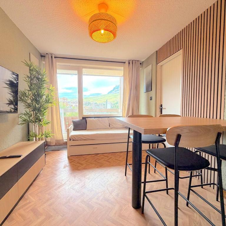 T2 chic rénové, à deux pas des remontées - Apartment mit 1 Schlafzimmer und Balkon - 18