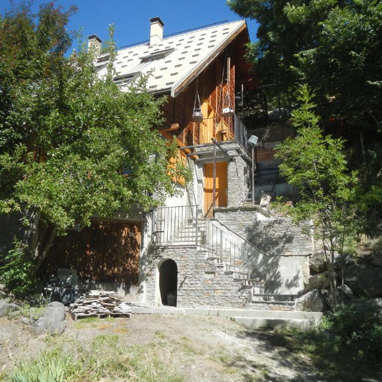 Icebird - Two-Bedroom Apartment - 7