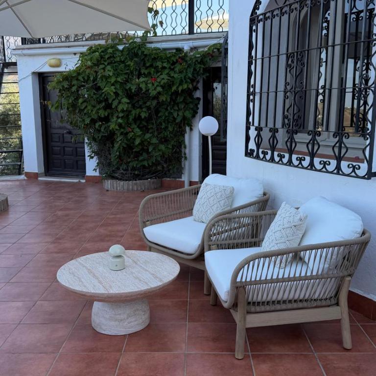 Villa Andalucía Cómpeta - Estudio Deluxe con cama grande - 4