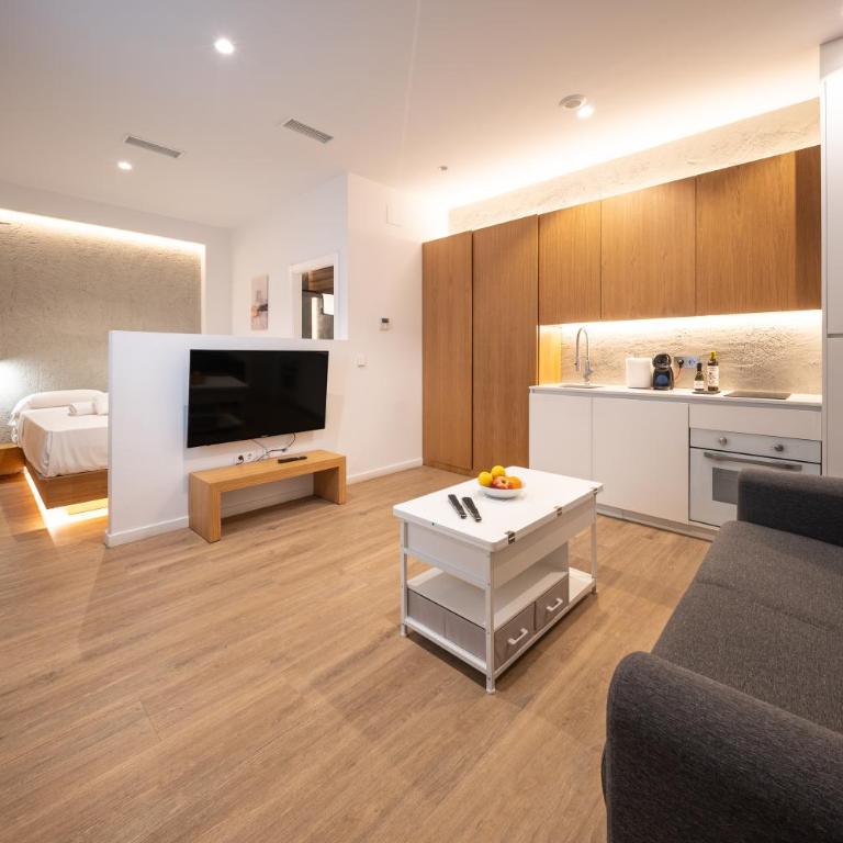 Geysotur Caballero Homes Puente Romano - Apartment - 5