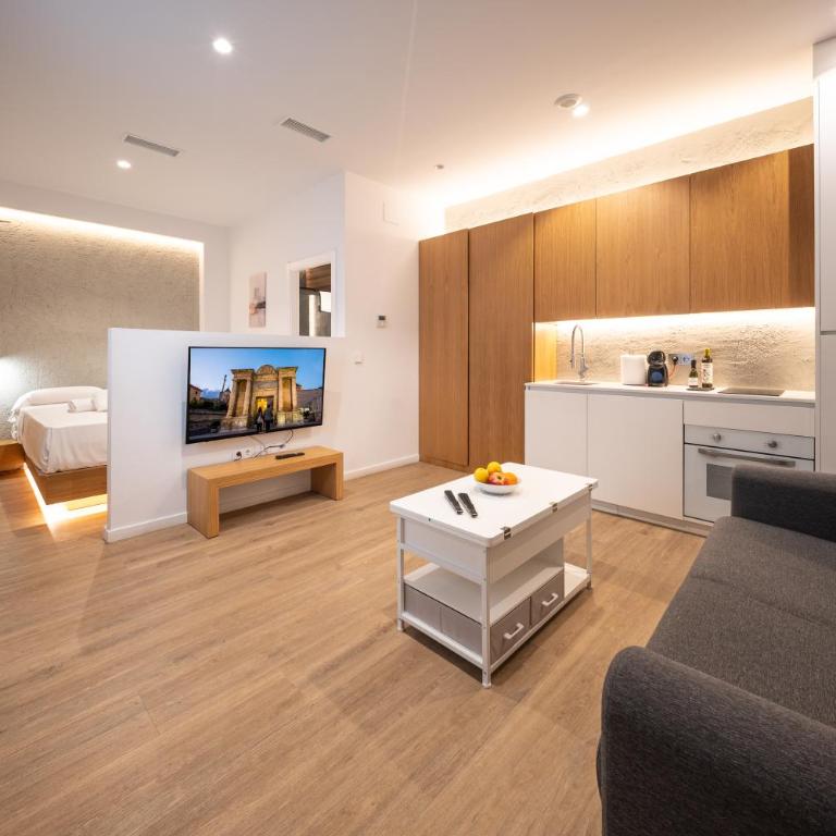 Geysotur Caballero Homes Puente Romano - Apartment - 3