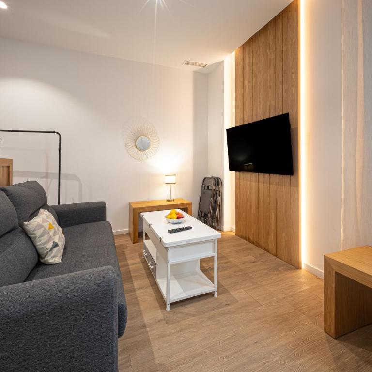 Geysotur Caballero Homes Puente Romano - Apartment - 7