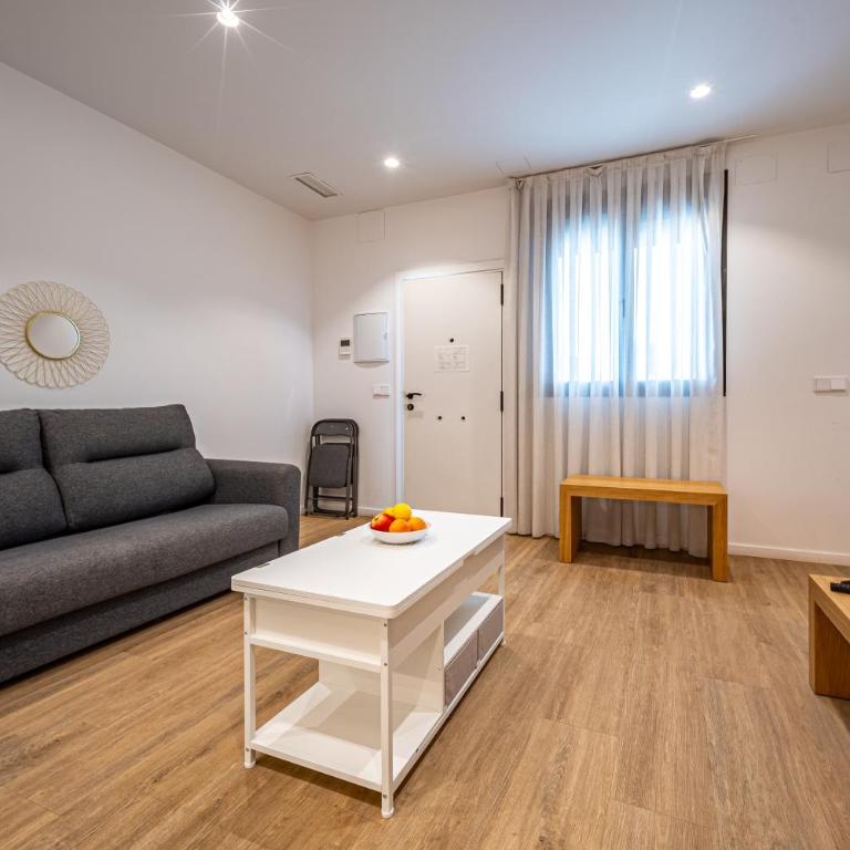 Geysotur Caballero Homes Puente Romano - Apartment - 3