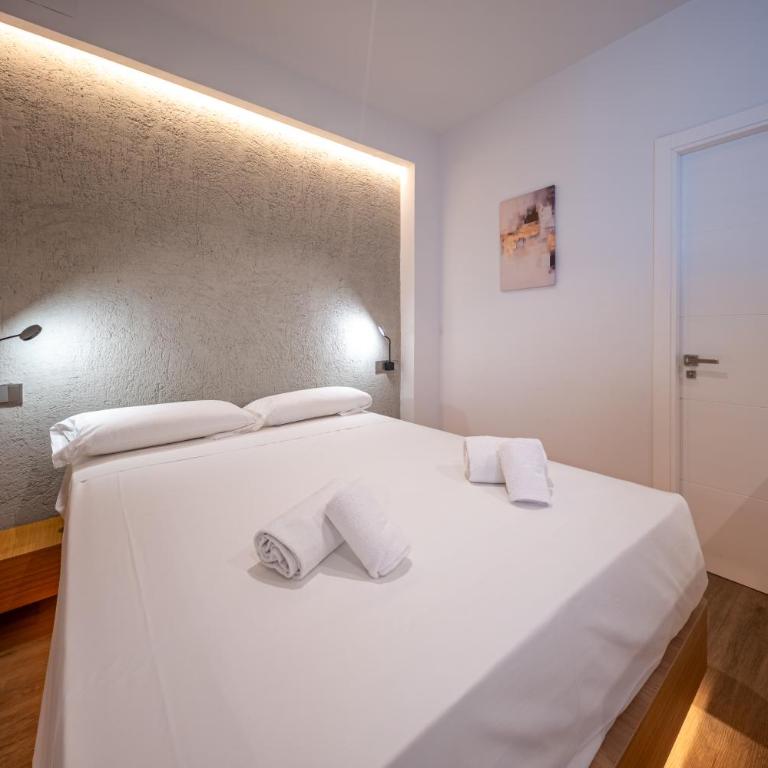 Geysotur Caballero Homes Puente Romano - Apartment - 6