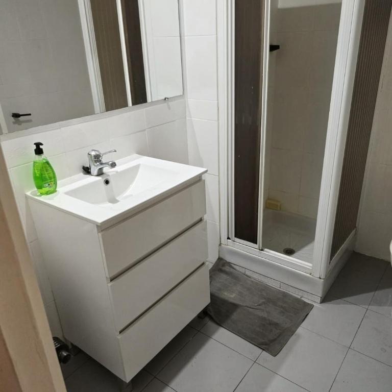 ArapilesRooms - Habitación Doble - 1 o 2 camas - 93