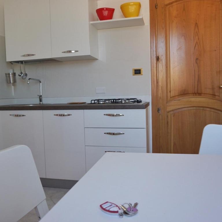 Cinnamon Inn - Studio Apartment with side Sea View - 1
