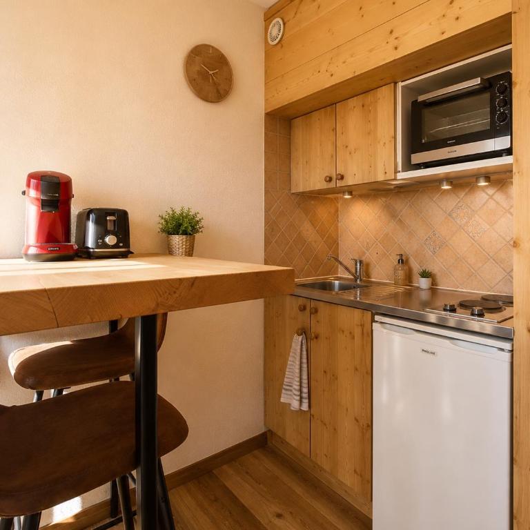 Le Cocon, T1 plus coin montagne vue panoramique, Eclose - Two-Bedroom Apartment - 11