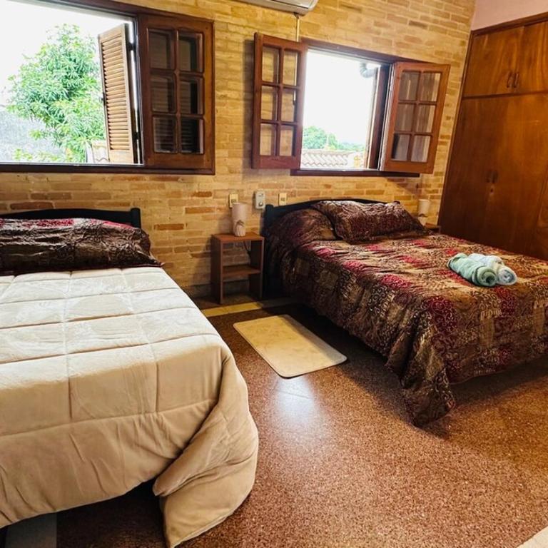 Fina residencia con chimenea en Lambaré - Four-Bedroom House - 13
