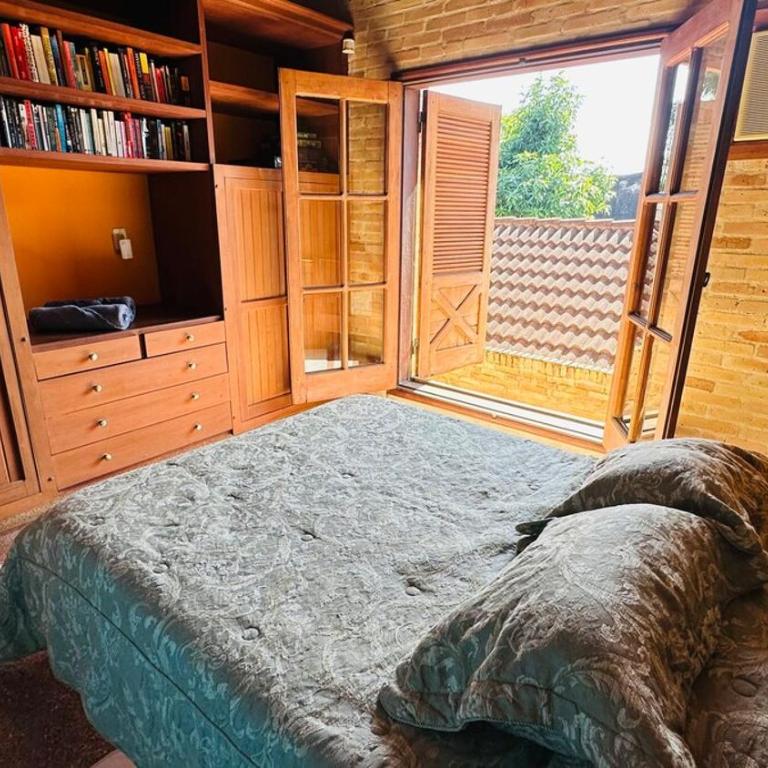Fina residencia con chimenea en Lambaré - Four-Bedroom House - 66