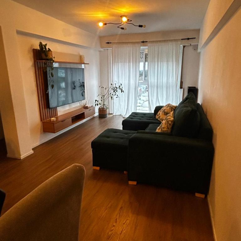 Depto MDQ con Cochera 4 amb - Three-Bedroom Apartment - 16
