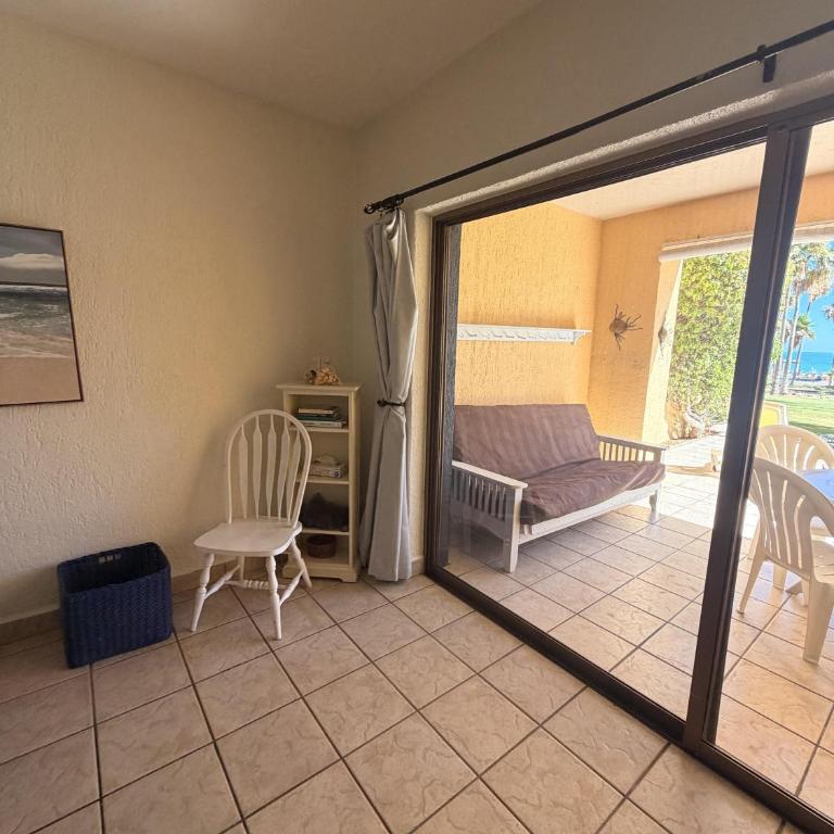 Princesa Resort D-105 - A Ground Floor Ocean View Condo - Casa - 11
