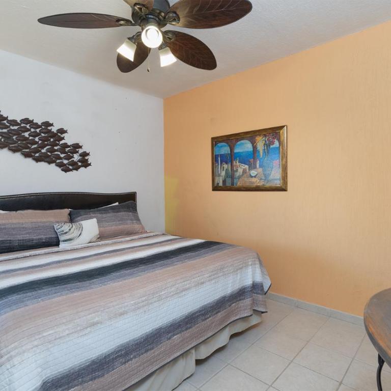 Inviting Oceanview 2BD/2BA Condo with Relaxing Coastal Vibes - Casa - 6