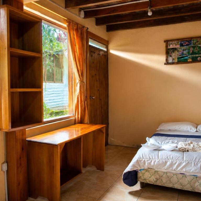 Hostería los Cedros de Mindo - Habitación Familiar con vistas al jardín - 4