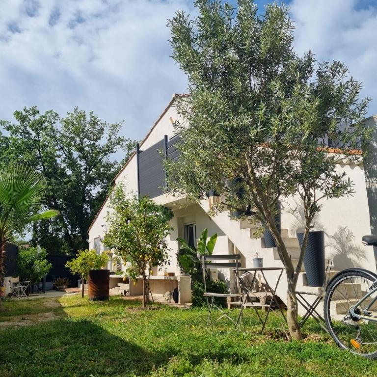 Cozy house 150 m2 garden Beaches 10 min away - Villa 1 Chambre - 4