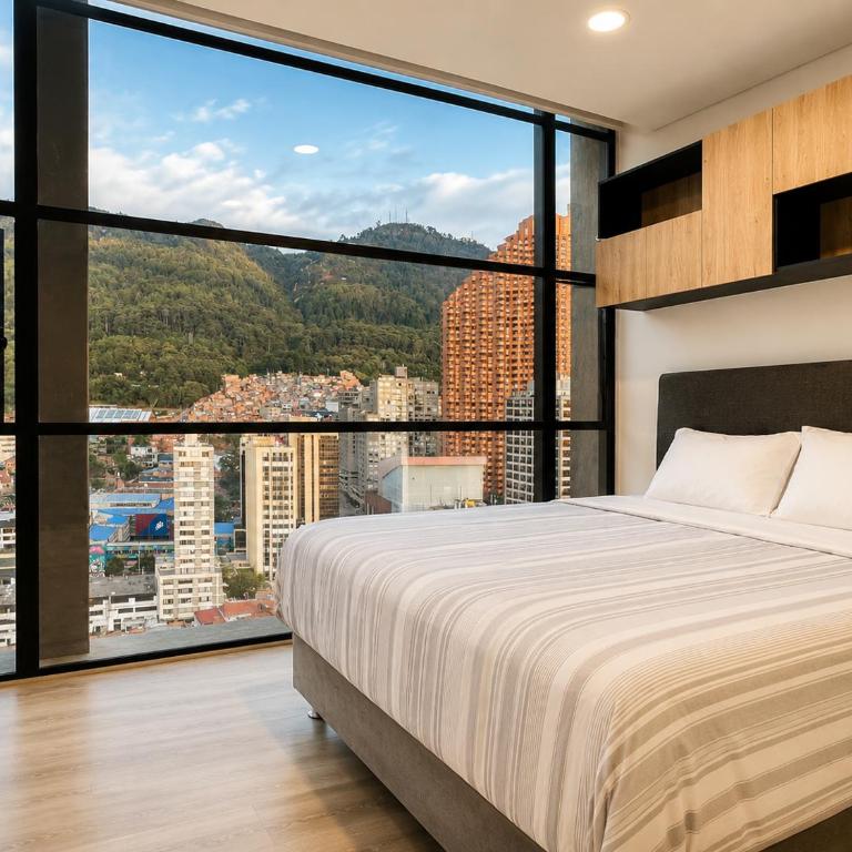 Apartaestudio con Vista a Monserrate en el Centro Internacional - Apartamento de 1 dormitorio - 1