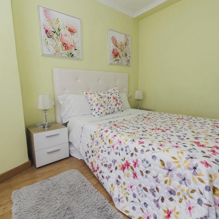 Central Bright Apartment - Beach & Rías Baixas - Apartment - 12