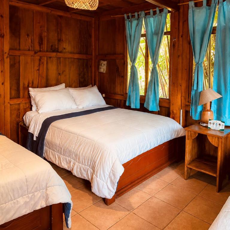 Hostería los Cedros de Mindo - Habitación Doble con baño privado - 2 camas - 6