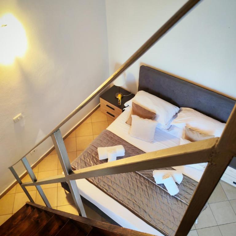 DOMUS Palace Rooms - Camera Quadrupla con Vista Mare - 12