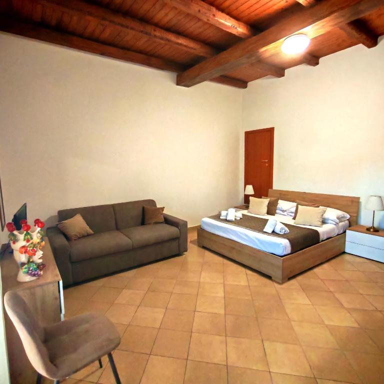 DOMUS Palace Rooms - Camera Quadrupla Comfort - 11