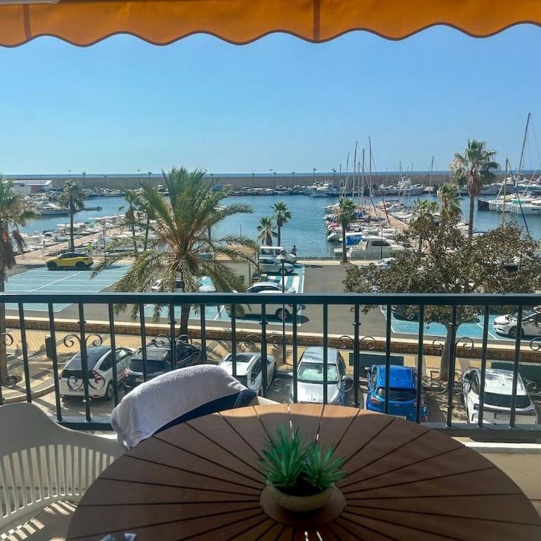 The Portside Jewel Puerto Villajoyosa Beachfront - One-Bedroom Apartment - 4