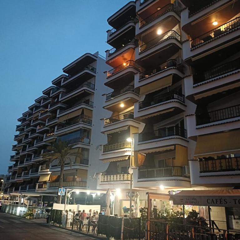 The Portside Jewel Puerto Villajoyosa Beachfront - One-Bedroom Apartment - 9