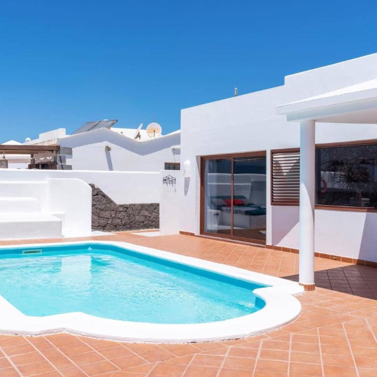 Villa Leon by Villa Plus - Villa - 19