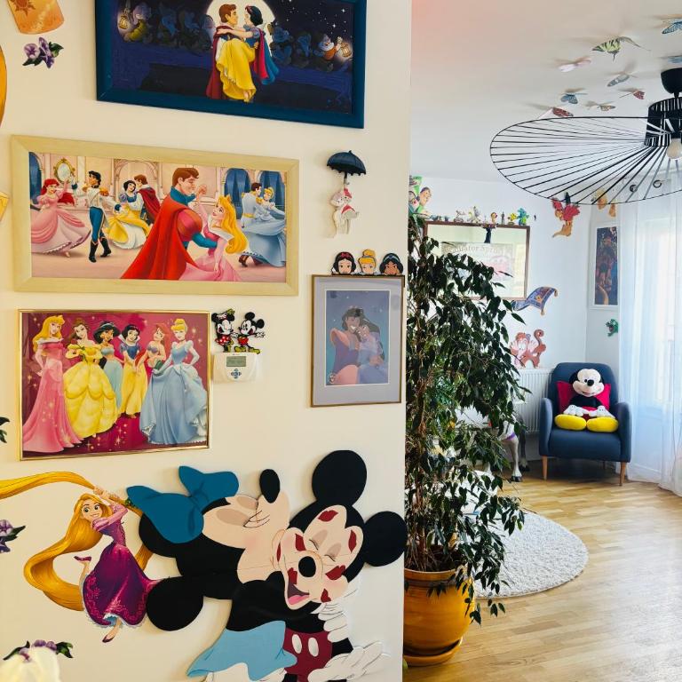 THE ENCHANTED HOUSE ( 15 min walk to Disney) - Appartamento con 2 Camere da Letto - 14